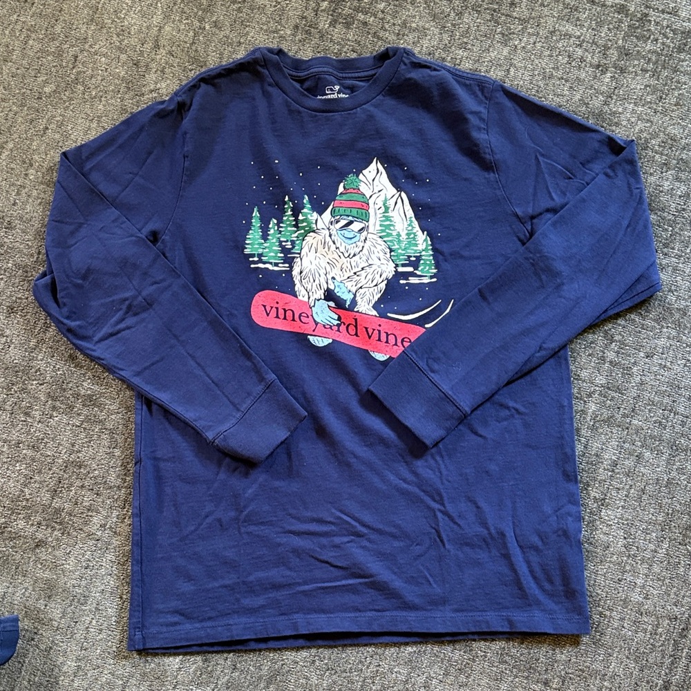 Vineyard Vines Blue Long Sleeve with Yeti Design
